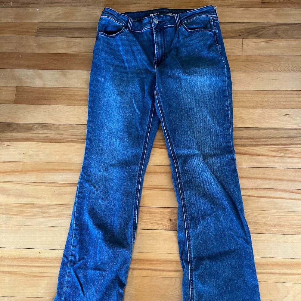 Women's Old Navy Mid Rise Kicker Boot Cut Jeans Size 8